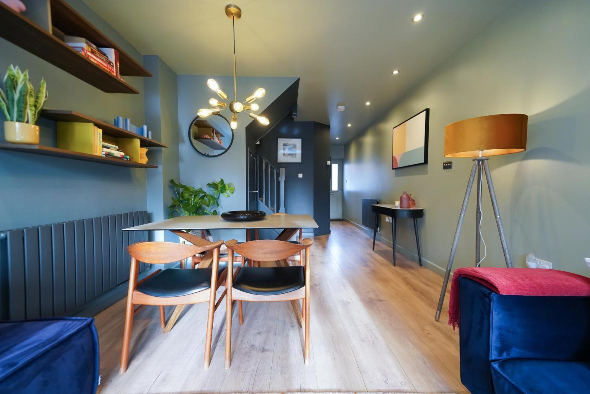 Castle Townhouse Kenilworth - Private Parking - 24 Hr Gym Access - Town Centre Apartment Phòng bức ảnh