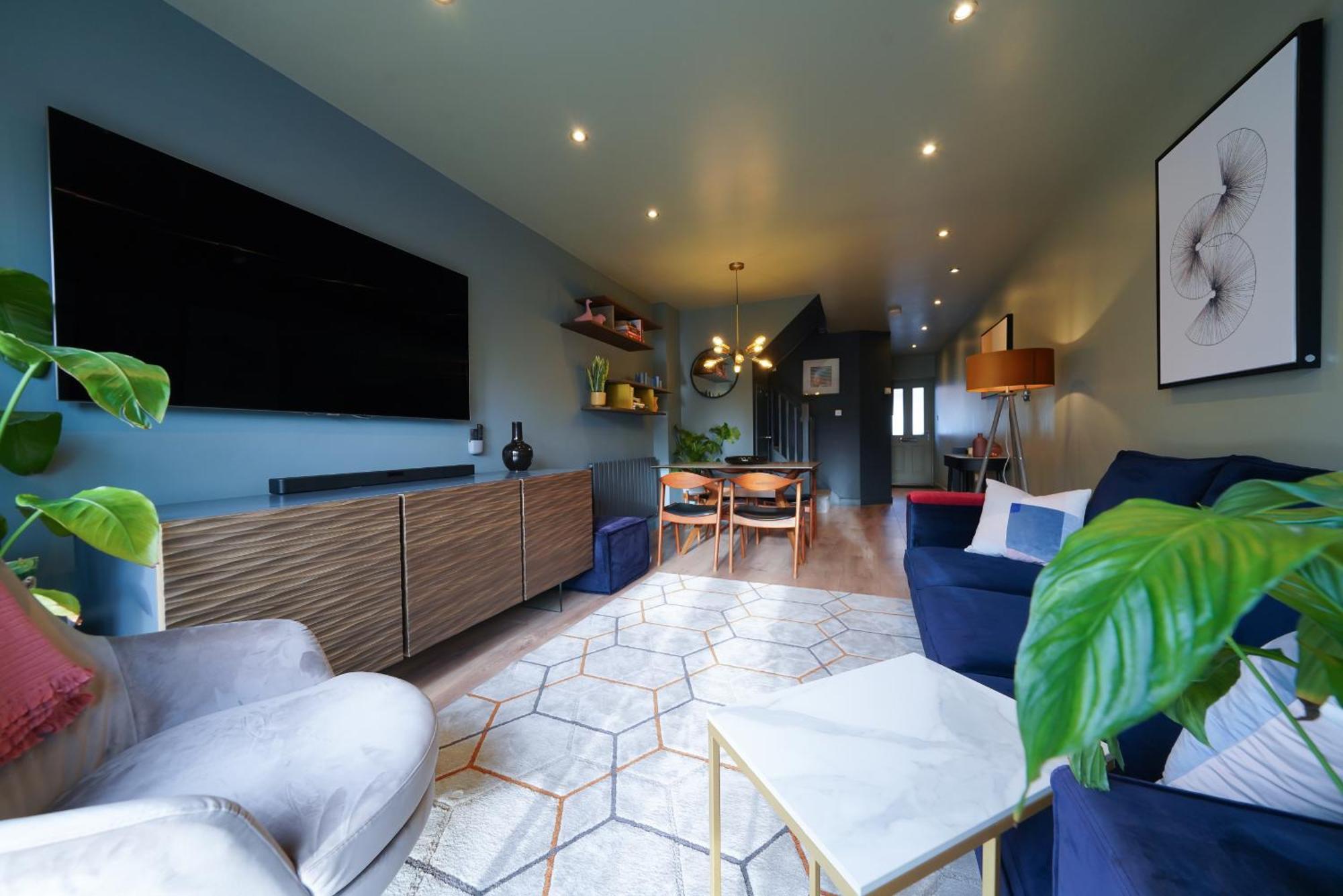 Castle Townhouse Kenilworth - Private Parking - 24 Hr Gym Access - Town Centre Apartment Phòng bức ảnh